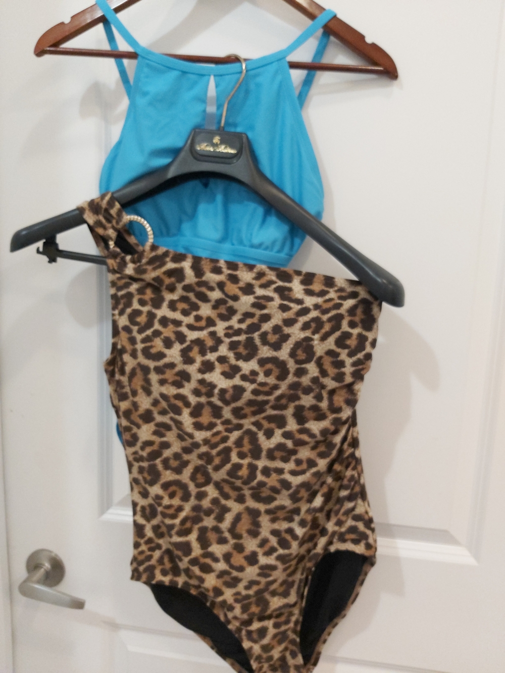 Michael Kors Bundle One Piece Swimwear One Strap Leopard Print And Ellen Tracy